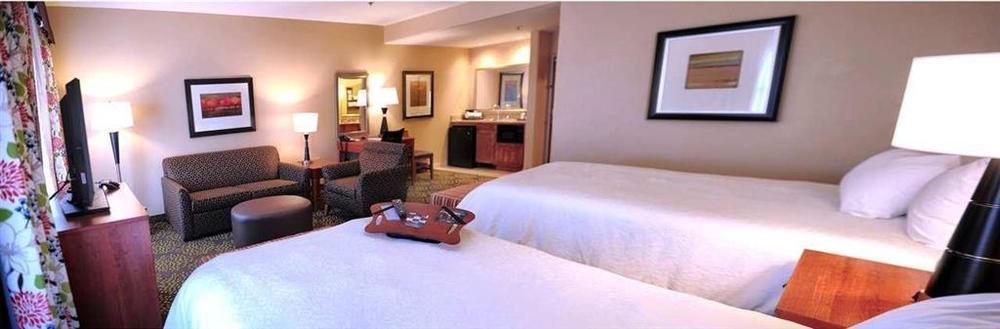 Hampton Inn & Suites Гарлінґен Номер фото