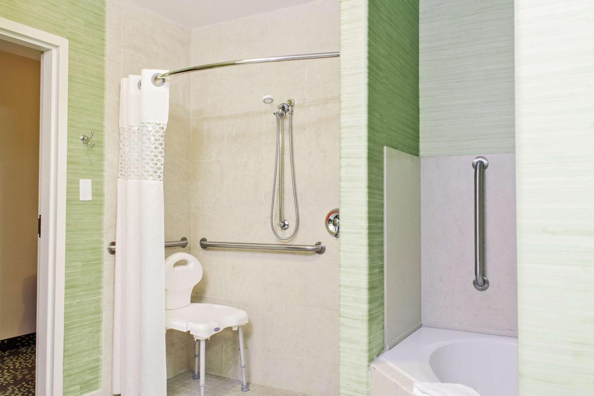 Hampton Inn & Suites Гарлінґен Екстер'єр фото